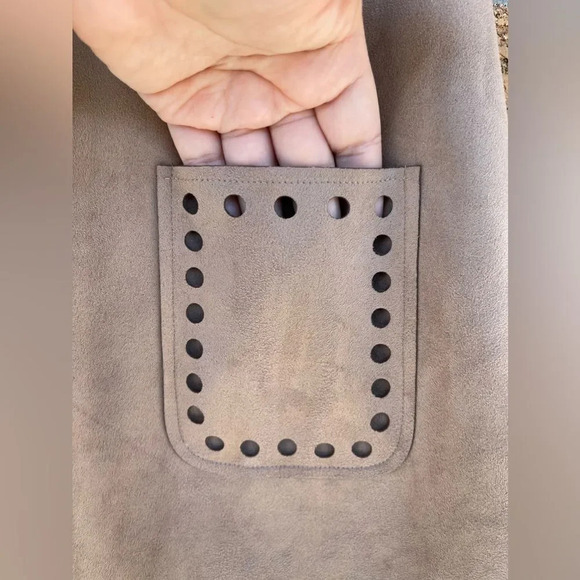 Gracia Faux Suede Fringed Boho Cut Out Vest medium - Picture 3 of 9